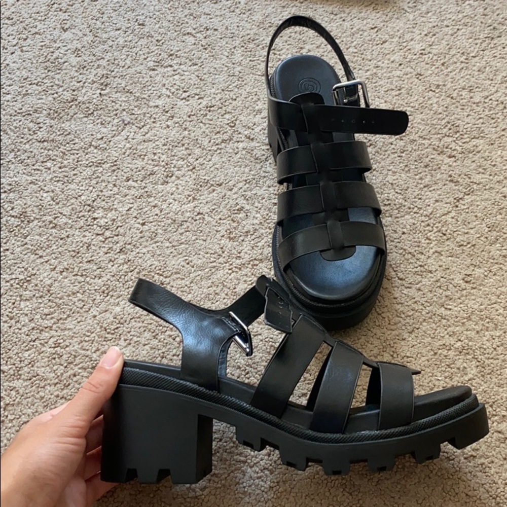 Urban Outfitters Fisherman Heeled Sandals NWOT